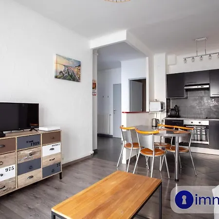 Апартаменты Near The Center Borriglione District *
